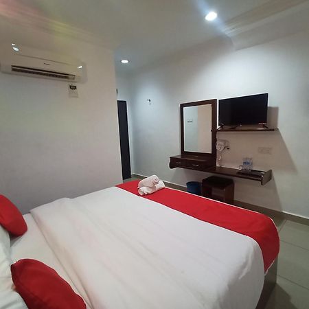 Anggerik Garden Hotel - Ag Hotel Sitiawan Room photo